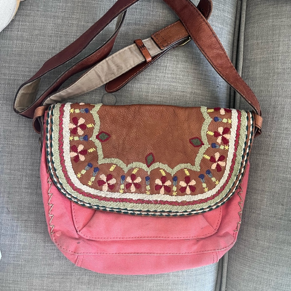 Lucky brand purse.